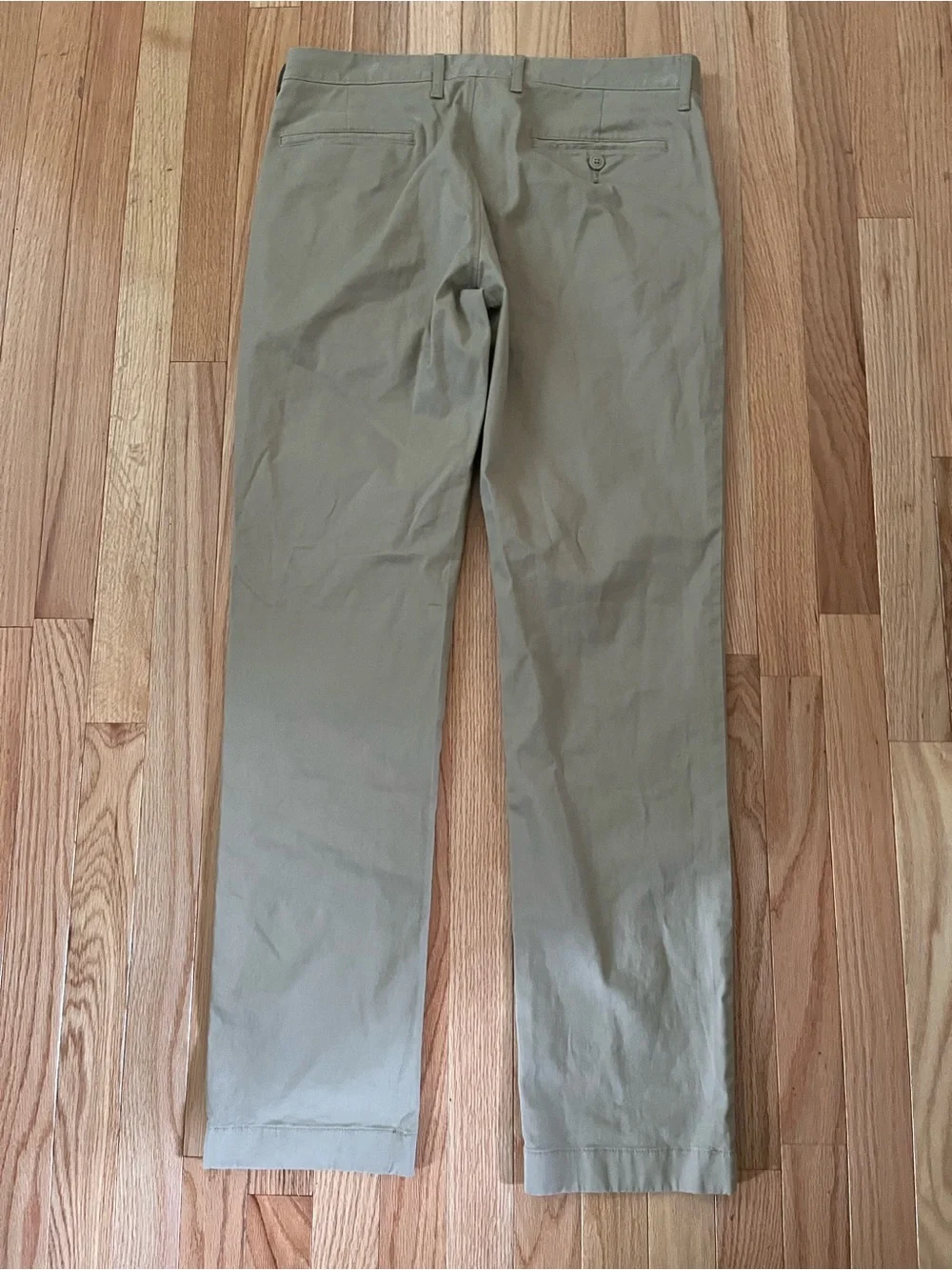NWT J Crew Khaki Chino Pants 32 X 32 Beige Slim Fit Preppy Quiet Luxury
